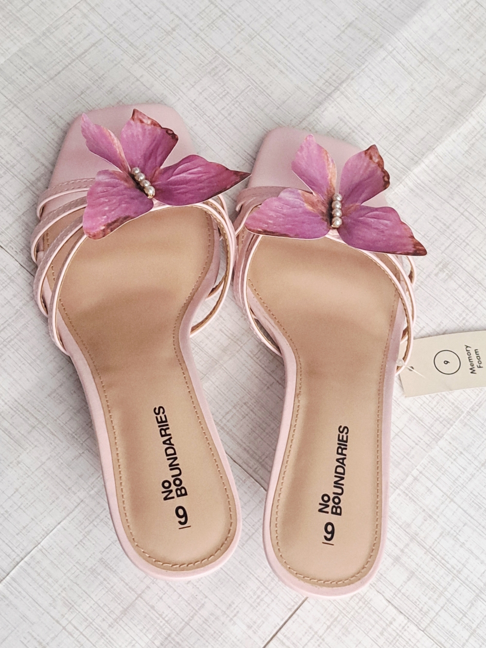 No Boundaries Women's Pink Butterfly Accent Slide Heels - Picture 3 of 9